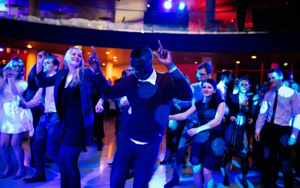 absolventenfeier_20161022_foto_nathan_dreessen_129.jpg (DE)