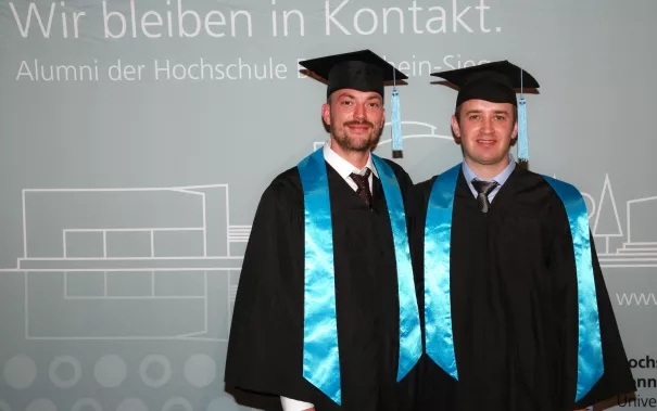 absolventenfeier_2017_alumni_fotowand_20171021_foto_s._sondermann_01.jpg