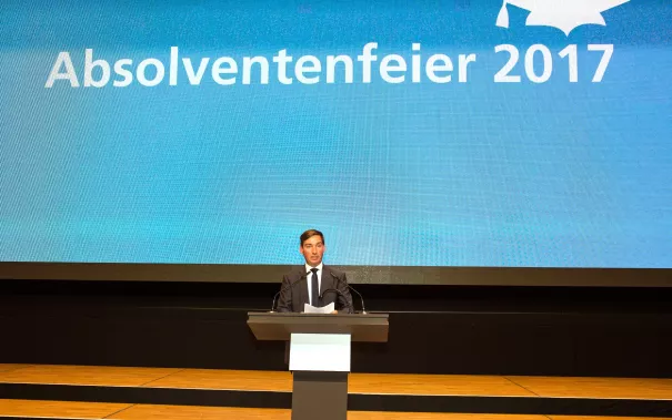 absolventenfeier_2017_festakt_20171021_foto_sarah_sondermann_081.jpg