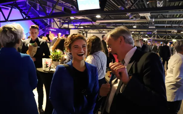 absolventenfeier_ausklang_20191026_foto_juri_kuestenmacher_131.jpg (DE)