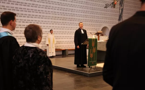absolventenfeier_gottesdienst_20191026_foto_eva_tritschler_img_6041.jpg (DE)