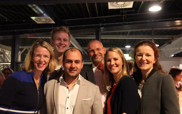 absolventenfeier_h-brs_telekom_dome_20181027_foto_juri_kuestenmacher_21.jpg (DE)