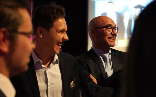 absolventenfeier_h-brs_telekom_dome_20181027_foto_juri_kuestenmacher_49.jpg (DE)