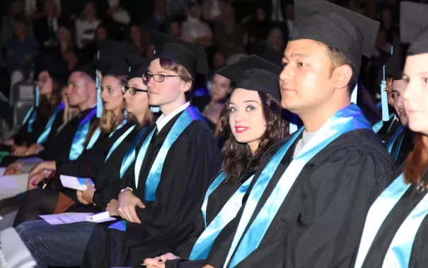 absolventenfeier_telekom_dome_20181027_foto_eva_tritschler_img_2375.jpg (DE)