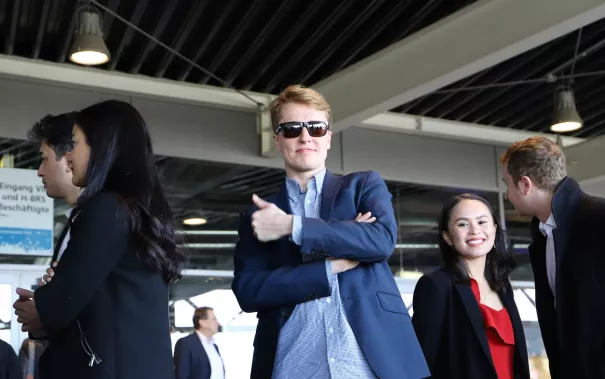 absolventenfeier_vor_festakt_20191026_foto_juri_kuestenmacher_061.jpg (DE)