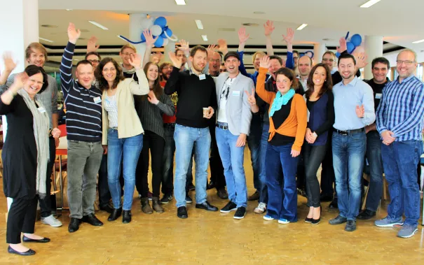alumni-brunch_20_jahre_20150620_10_foto_kira_wazinski.jpg