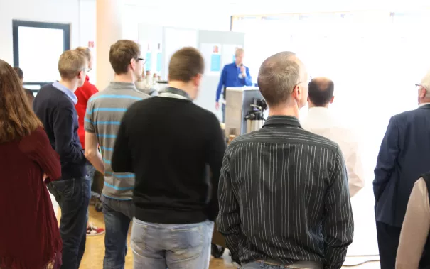 alumni-brunch_20_jahre_20150620_17_foto_eva_tritschler.jpg