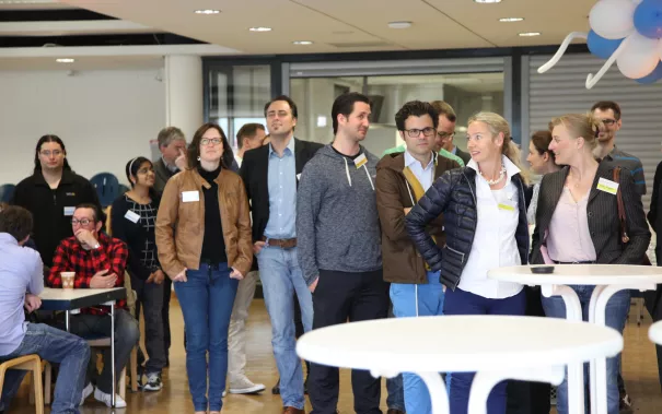 alumni-brunch_20_jahre_20150620_8a_foto_eva_tritschler.jpg