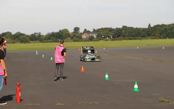 brs_motorsport_dreh_in_der_flugplatz_20210923_foto_juri_kuestenmacher_16.jpg (DE)