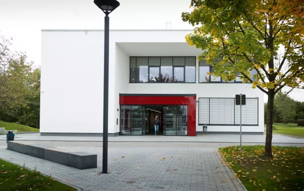 campus_rheinbach_g_foto_lichtenscheidt_171004_lic4034.jpg (DE)