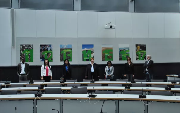 LobbyExkursionMBA09.jpg (DE)