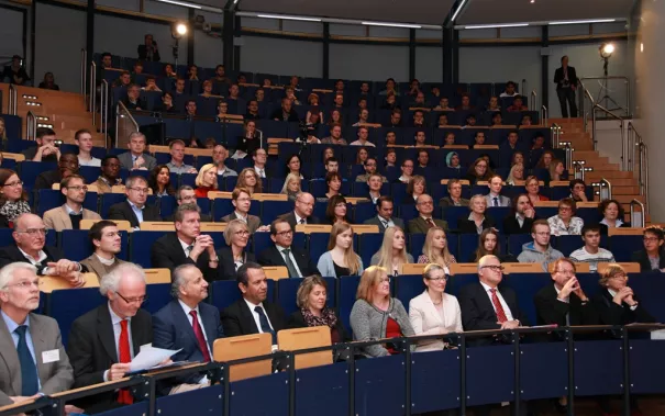 eroeffnung_akademisches_jahr_20150921_foto_e._tritschler_img_7690.jpg (DE)