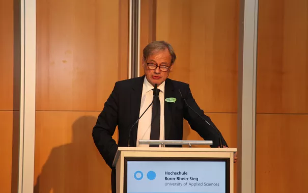 eroeffnung_akademisches_jahr_rhb_20181001_foto_j._kuestenmacher_037.jpg (DE)