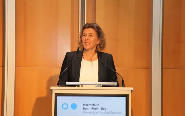 eroeffnung_akademisches_jahr_rhb_20181001_foto_j._kuestenmacher_101_0.jpg (DE)