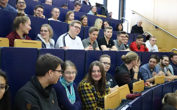 eroeffnung_akademisches_jahr_sta_20190930_foto_juri_kuestenmacher_066.jpg (DE)