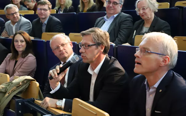 eroeffnung_akademisches_jahr_sta_20190930_foto_juri_kuestenmacher_077.jpg (DE)