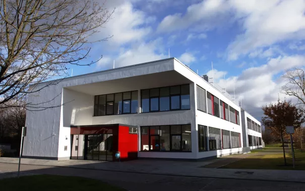 g_gebaeude_campus_rheinbach_20171127_foto_m._flacke_1.jpg (DE)