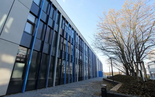 g_gebaeude_campus_sta_20171129_foto_j._kuestenmacher_06.jpg (DE)