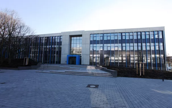 g_gebaeude_campus_sta_20171129_foto_j._kuestenmacher_10.jpg (DE)