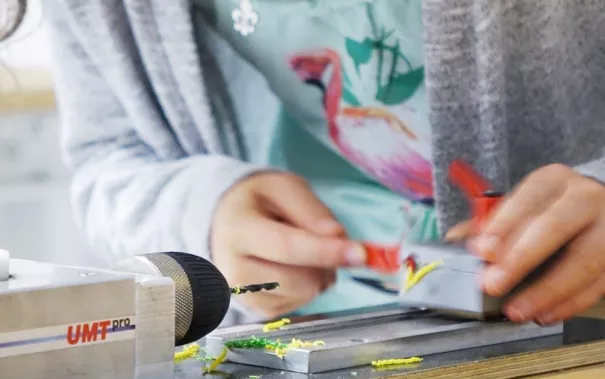 get_together_sommerferien_maedchen_technik_201808_foto_p._zacharias_2113.jpg (DE)