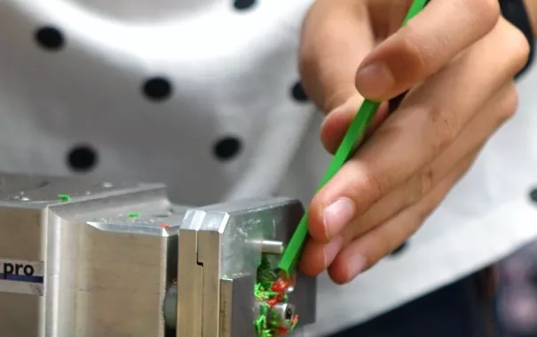 get_together_sommerferien_maedchen_technik_201808_foto_p._zacharias_2214.jpg (DE)