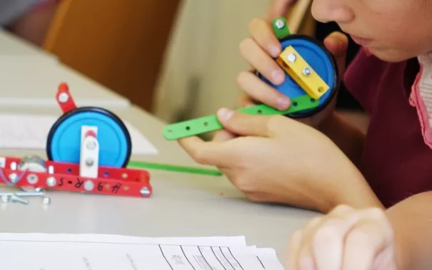 get_together_sommerferien_maedchen_technik_201808_foto_p._zacharias_2416.jpg (DE)