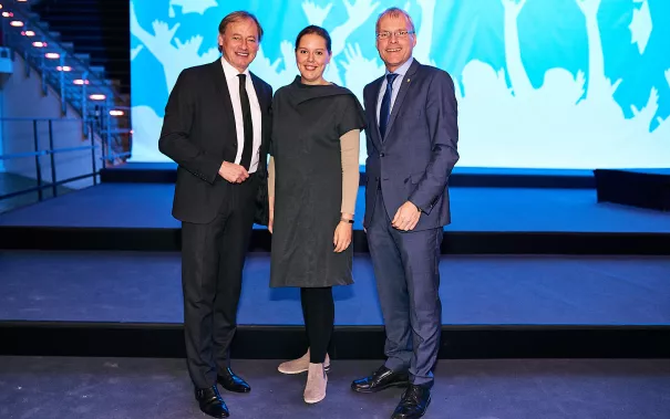 h-brs-absolventenfeier_2018cnathan-dreessen.de-101.jpg (DE)