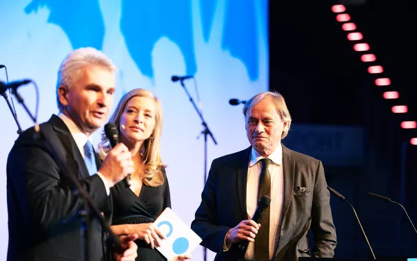 h-brs-absolventenfeier_2018cnathan-dreessen.de-157.jpg (DE)