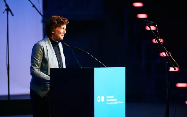 h-brs-absolventenfeier_2018cnathan-dreessen.de-175.jpg (DE)
