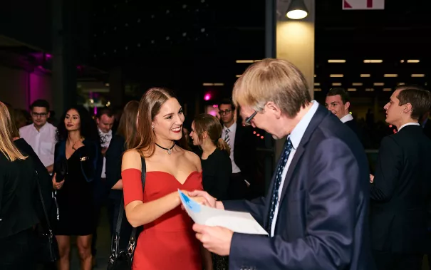 h-brs-absolventenfeier_2018cnathan-dreessen.de-296.jpg (DE)