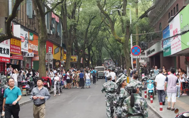 hunan_besuch_mittagspause_5_20150914_foto_m._flacke.jpg (DE)