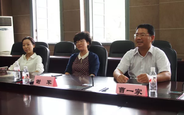 hunan_besuch_prof_cao_22_team_1_20150914_foto_m._flacke.jpg (DE)