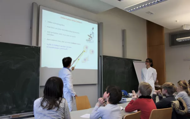 kinderuni_rhb_forensik_23.02.18_19.jpg (DE)