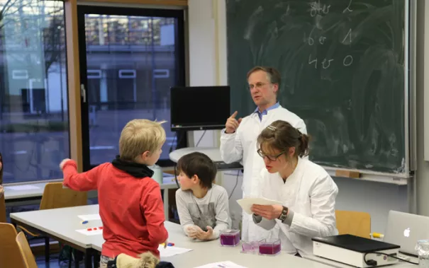 kinderuni_rhb_forensik_23.02.18_22.jpg (DE)