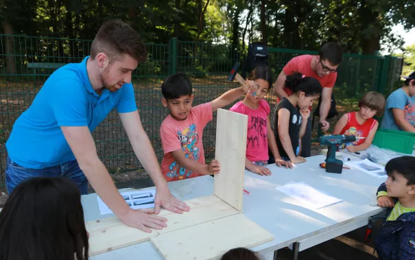 Kinderspielzeug-fuer-Fluechtlinge_FBEMT_20160719_Foto-Reith_img_8077.jpg (DE)