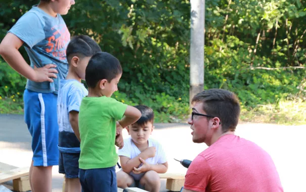 Kinderspielzeug-fuer-Fluechtlinge_FBEMT_20160719_Foto-Reith_img_8128.jpg (DE)