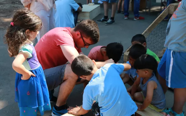 Kinderspielzeug-fuer-Fluechtlinge_FBEMT_20160719_Foto-Reith_img_8133.jpg (DE)