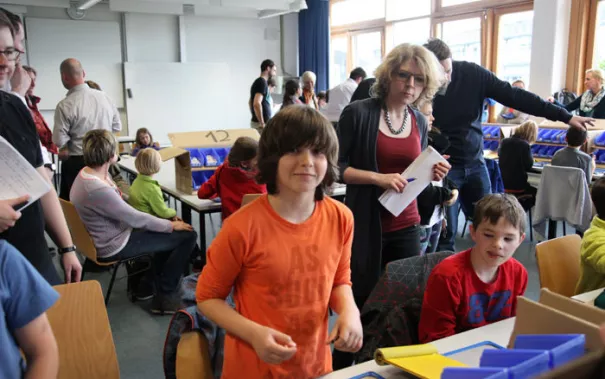 kinderuni-lego-mai-2014_41.jpg (DE)