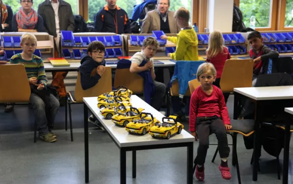 kinderuni-lego-mai-2014_70.jpg (DE)