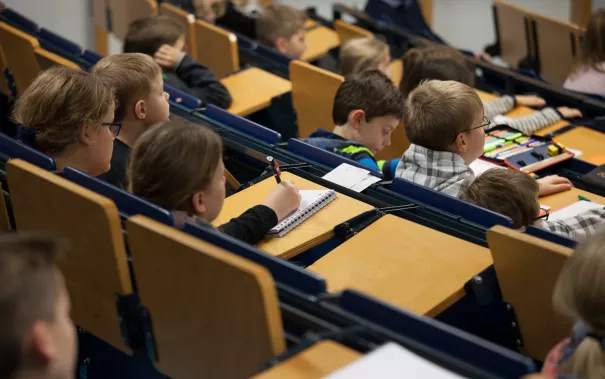 kinderuni-photovoltaik_72_eva_tritschler_20161124_4029.jpg (DE)