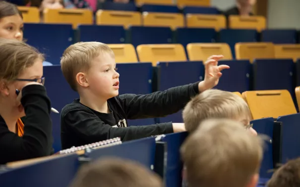 kinderuni-photovoltaik_72_eva_tritschler_20161124_4035.jpg (DE)