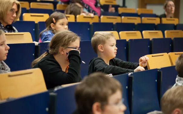 kinderuni-photovoltaik_72_eva_tritschler_20161124_4036.jpg (DE)
