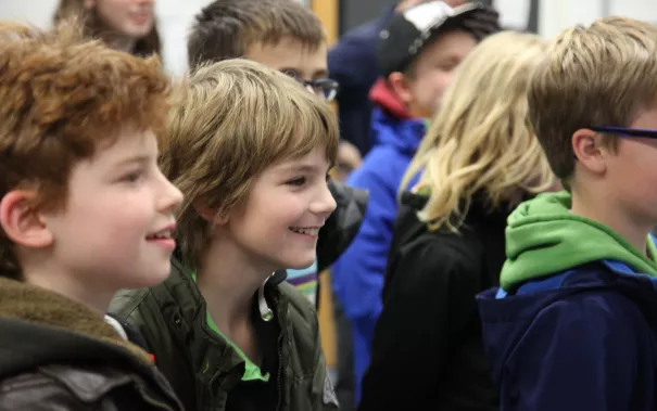 kinderuni_computergrafik_erleben_hinkenjann_ivc_sta_20151112_foto_j._kuestenmacher_img_892433.jpg (DE)