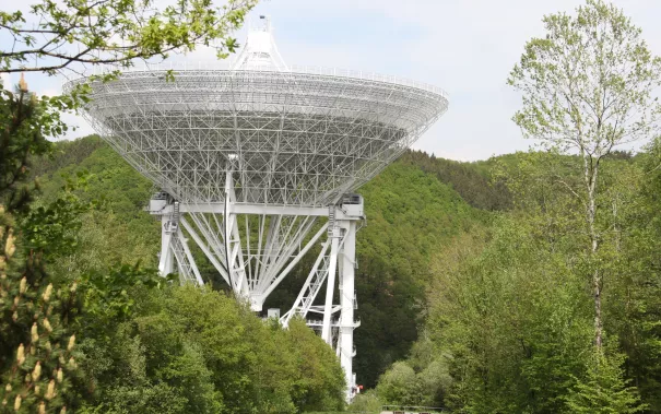 kinderuni_effelsberg_20160512_foto_e._tritschler_img_0360_teasercut.jpg (DE)