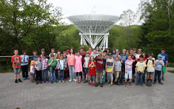 kinderuni_effelsberg_20160512_foto_e._tritschler_img_0375.jpg (DE)