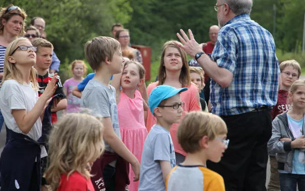 kinderuni_effelsberg_20160512_foto_e._tritschler_img_0426.jpg (DE)