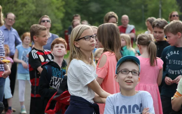 kinderuni_effelsberg_20160512_foto_e._tritschler_img_0434.jpg (DE)