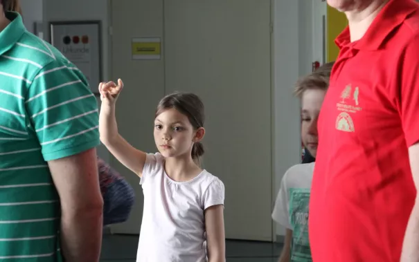 kinderuni_effelsberg_20160512_foto_e._tritschler_img_0458.jpg (DE)