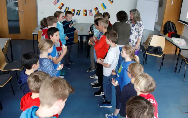 kinderuni_kopfschuetteln_rhb_20180426_foto_c._pesch_44.jpg (DE)