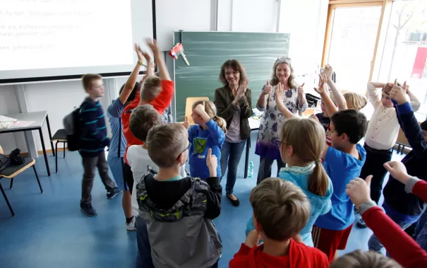 kinderuni_kopfschuetteln_rhb_20180426_foto_c._pesch_46.jpg (DE)